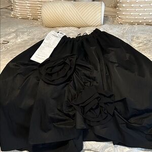 Bloomingdale's Black A-Line Skirt with Floral Accents